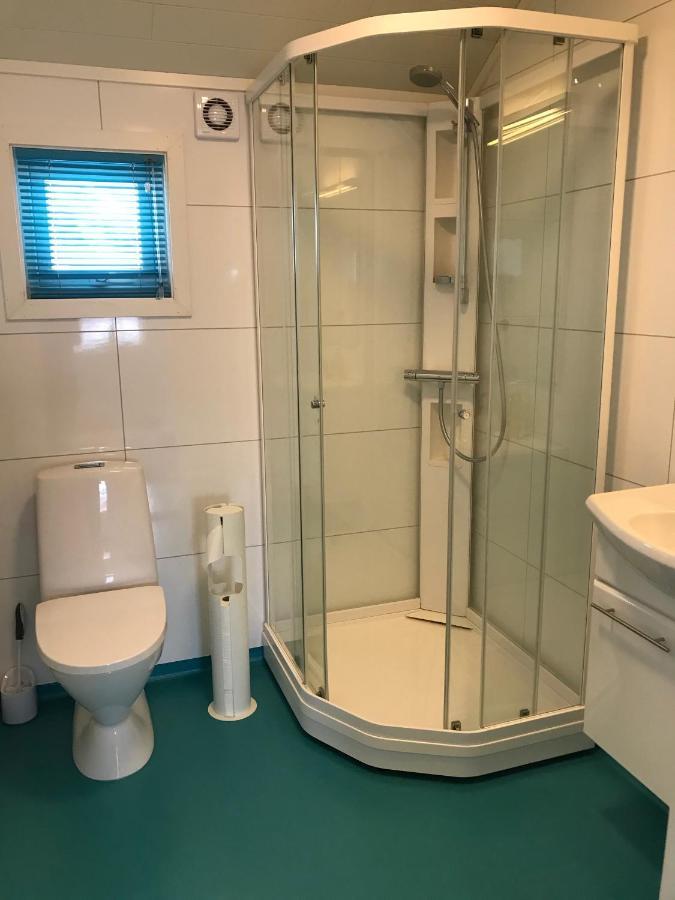 Waterfront Twin Cabin Стамсунд Екстериор снимка